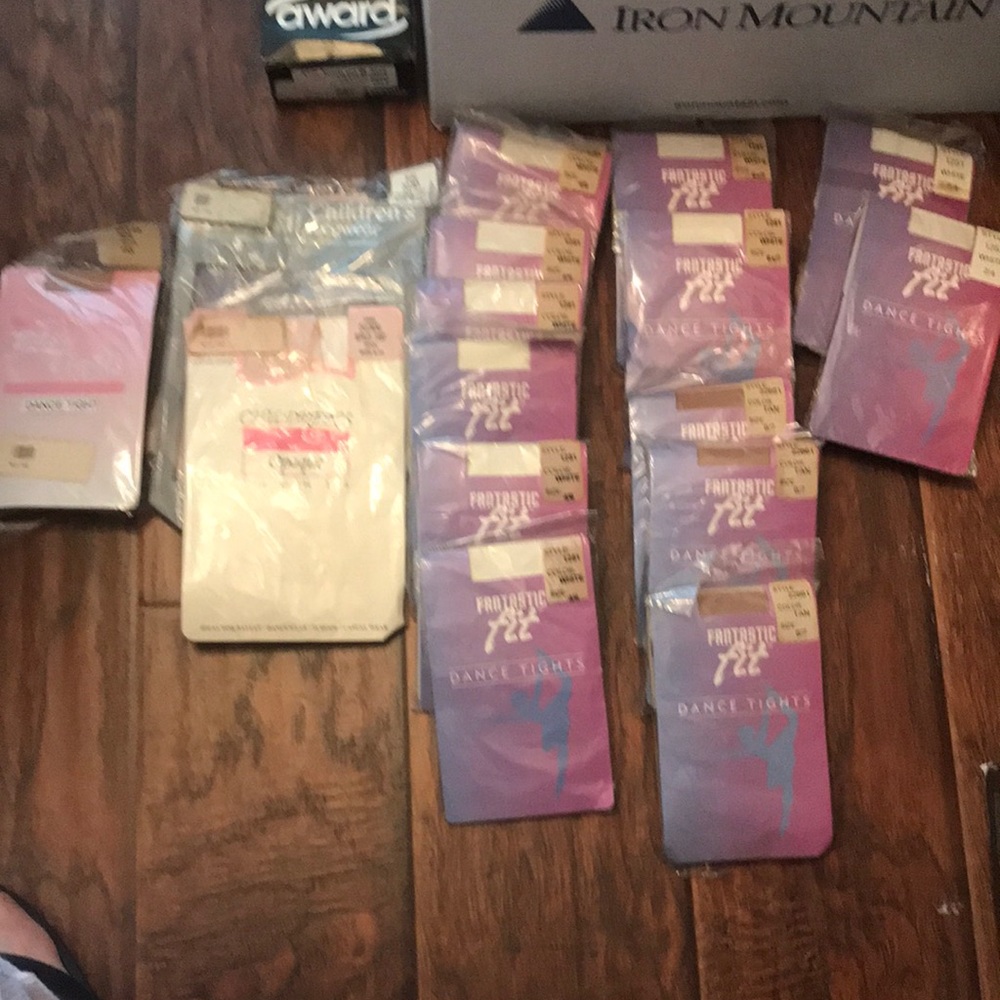 17 pair dance tights.  4-tan, 2 pink, rest are white.